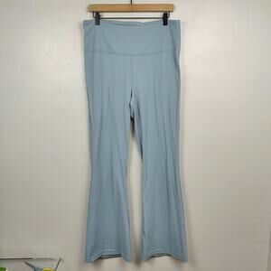 Lululemon Groove‎ Super-High-Rise Flared Pant Womens 14 Nulu Chambray Blue Yoga